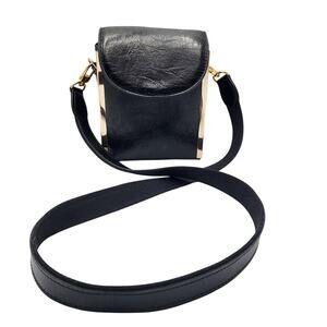 Mellow World Black Goldt Trim Structured Shoulder Bag Vintage Style Frame Bag